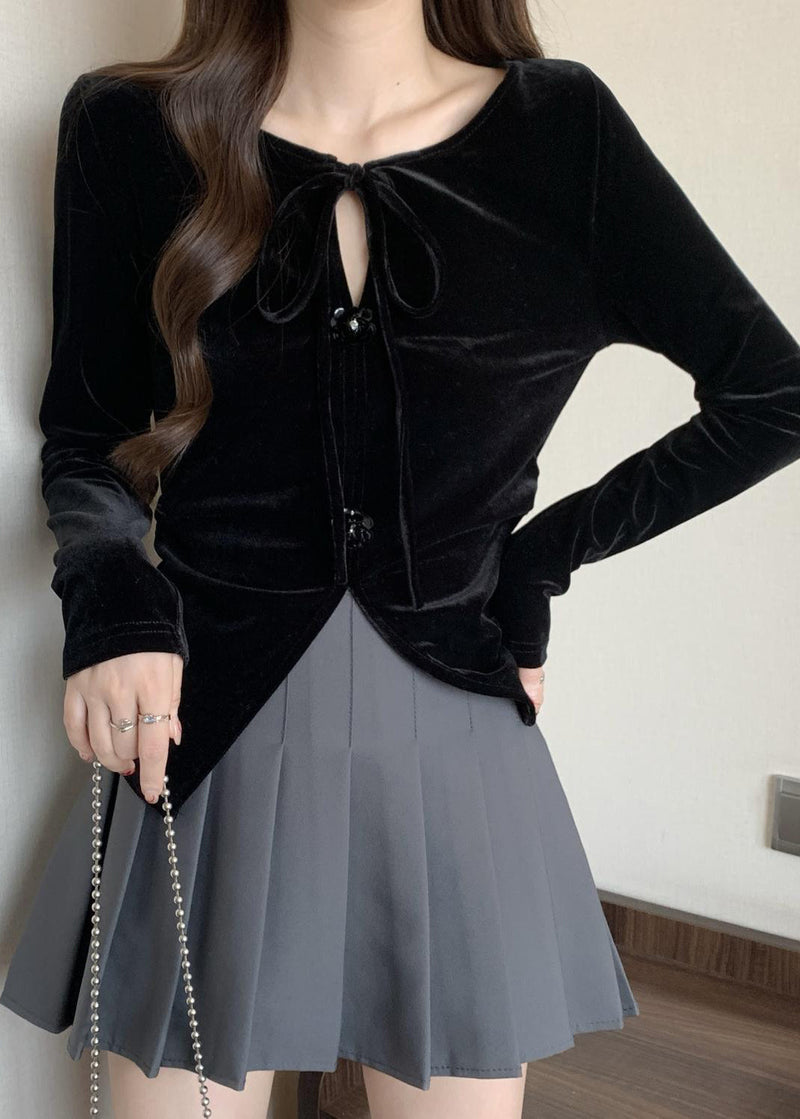 Classic Vintage Shirt with a Flattering Fit