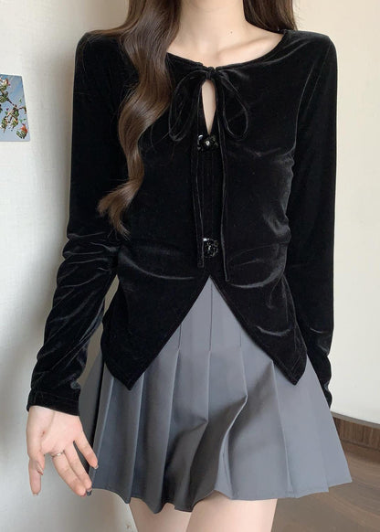 Classic Vintage Shirt with a Flattering Fit