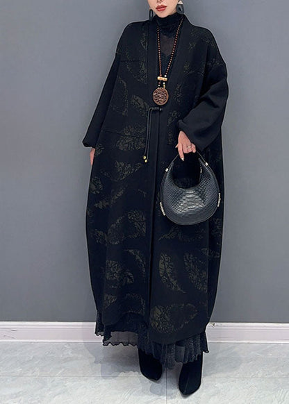 Beautifully Finished Coat in a Timeless Design