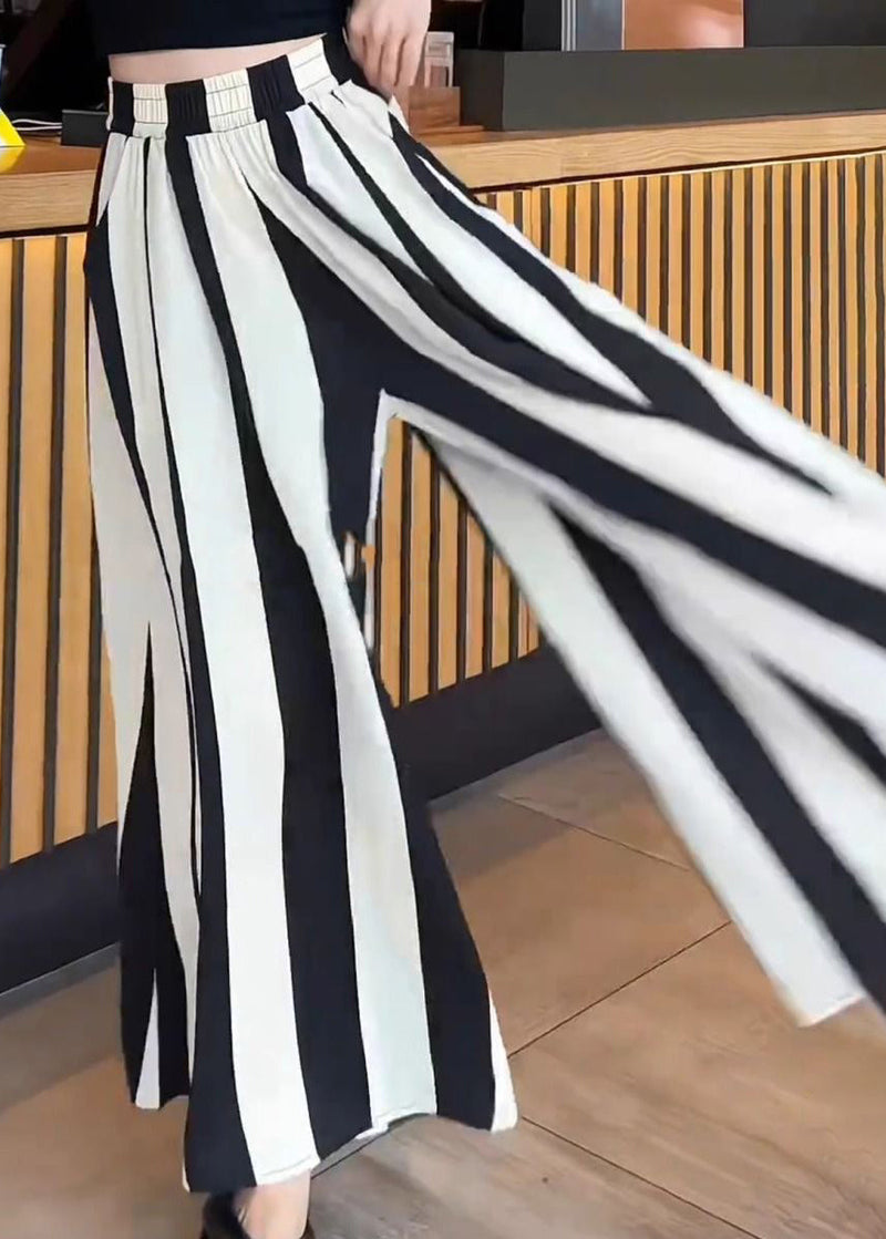 Effortlessly Elegant Pants with a Timeless Design