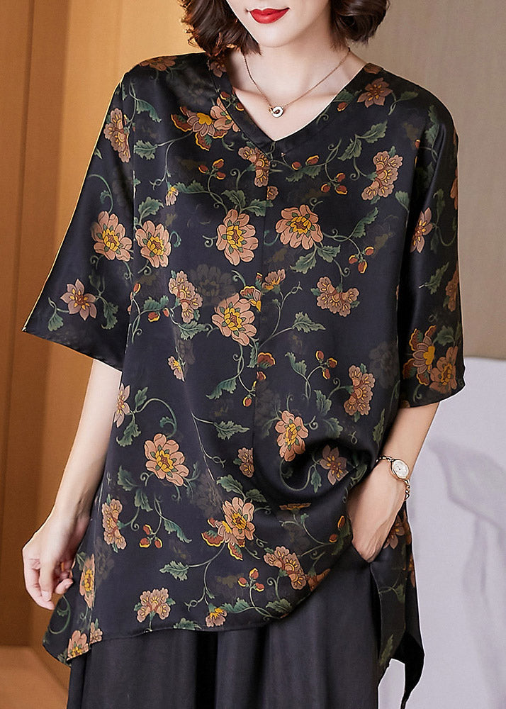 Gracefully Styled Top for Any Occasion