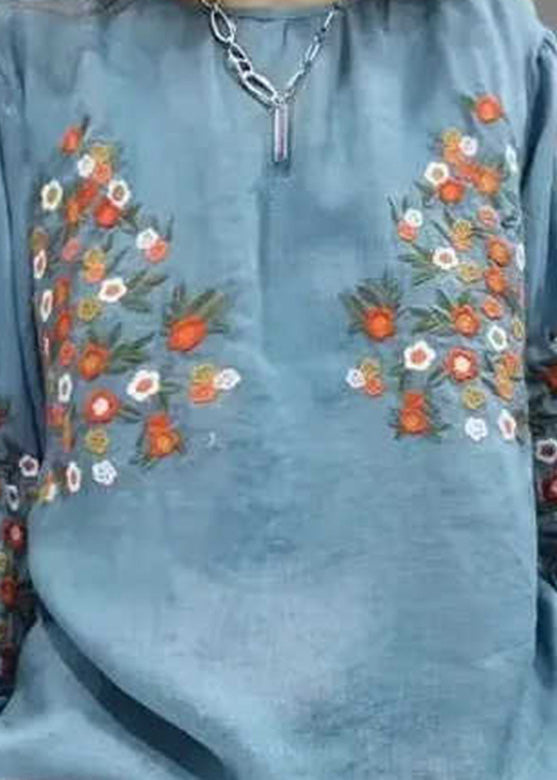 Classic Vintage Top with a Flattering Fit