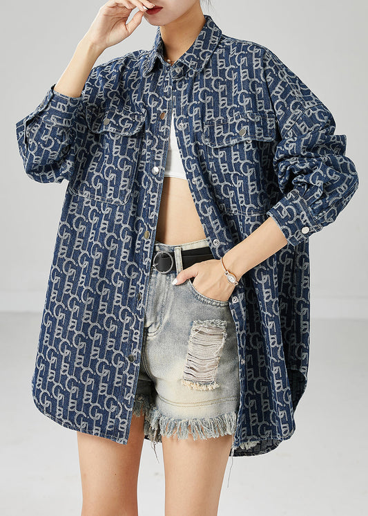 Classic Vintage Coat with a Flattering Fit