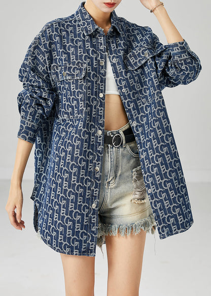 Classic Vintage Coat with a Flattering Fit