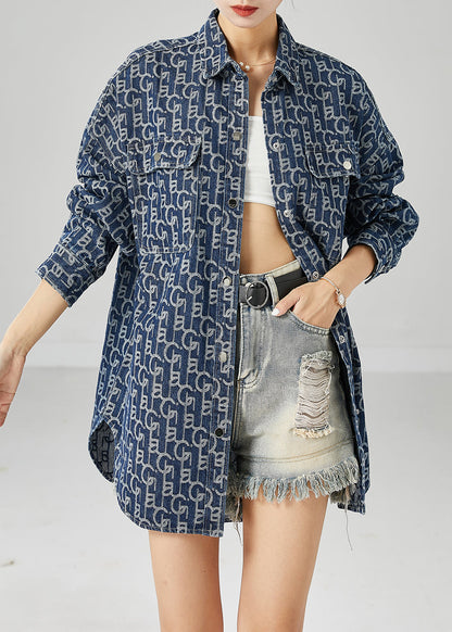 Classic Vintage Coat with a Flattering Fit