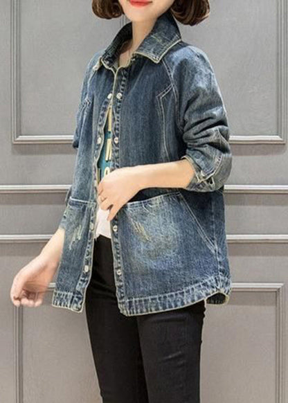 Effortlessly Elegant Coat with a Timeless Design