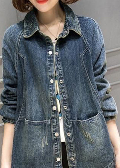 Effortlessly Elegant Coat with a Timeless Design