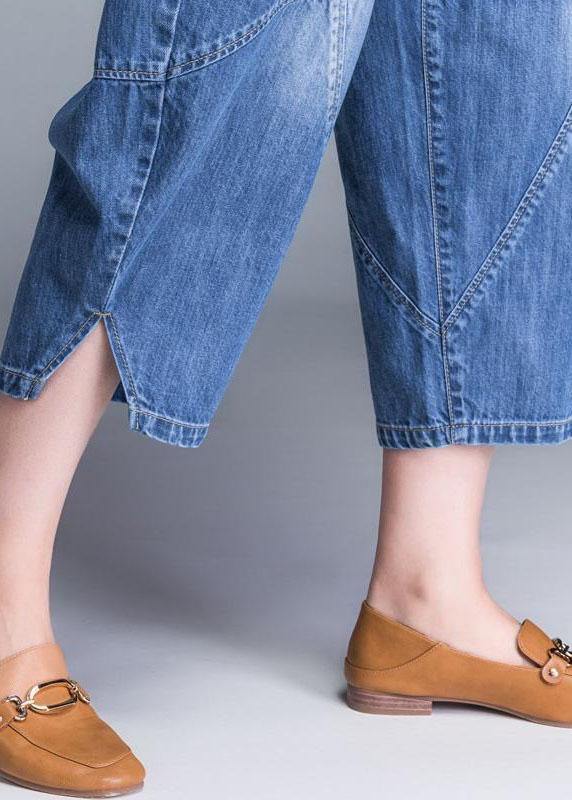 Effortlessly Elegant Pants with a Timeless Design