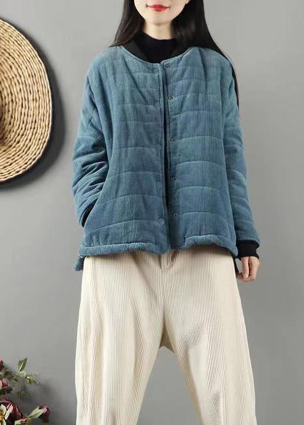 Beautifully Finished Coat in a Timeless Design