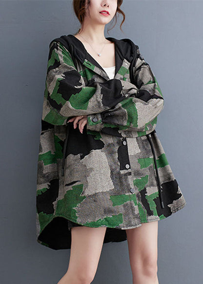 Effortlessly Elegant Coat with a Timeless Design