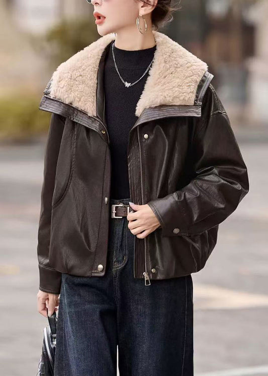 Beautifully Finished Coat in a Timeless Design