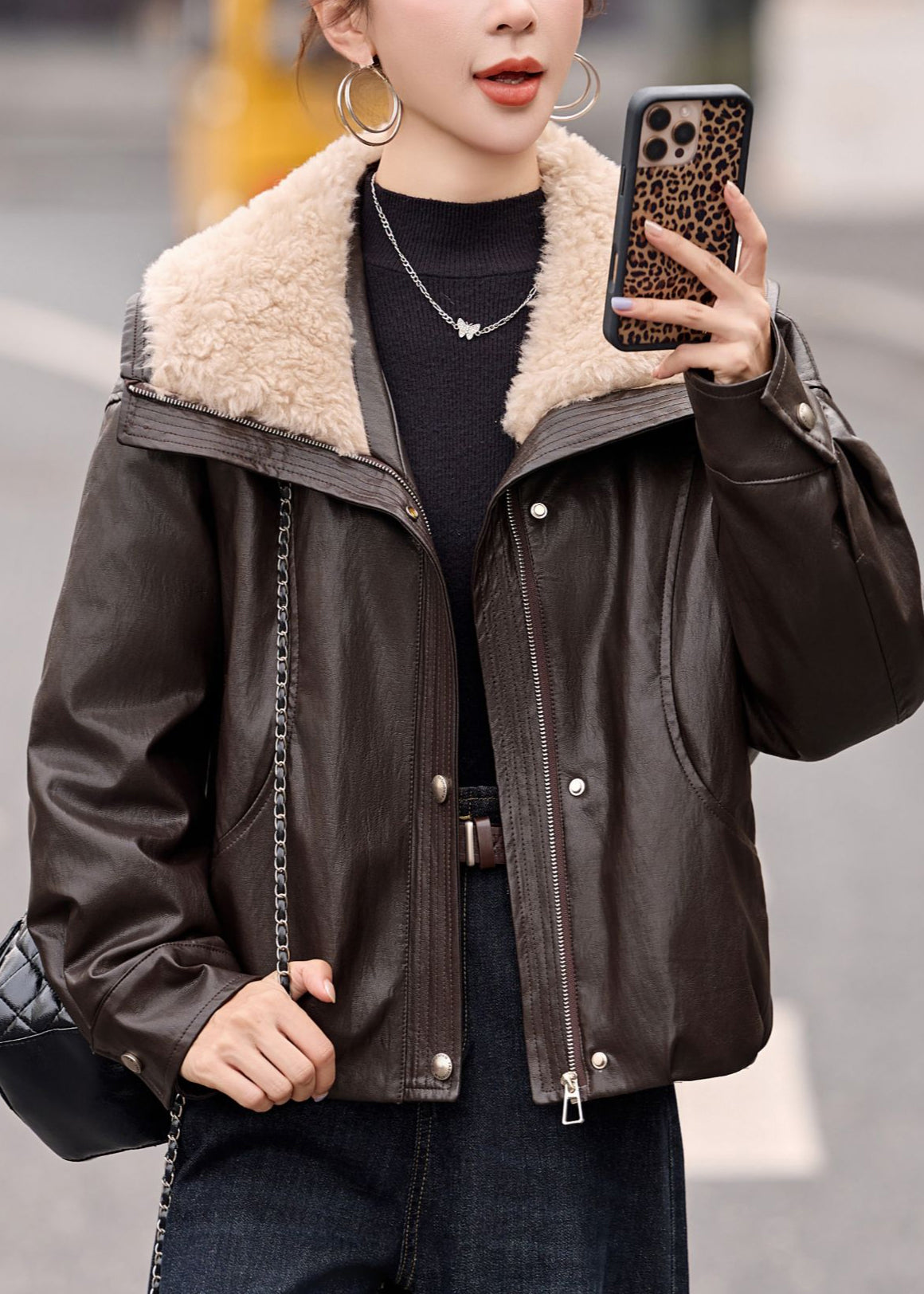 Beautifully Finished Coat in a Timeless Design