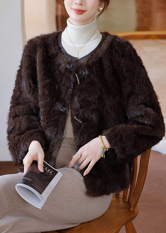 Sophisticated Coat with a Clean Classic Look