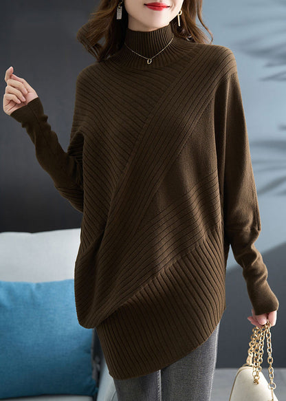 Classic Vintage Sweater with a Flattering Fit