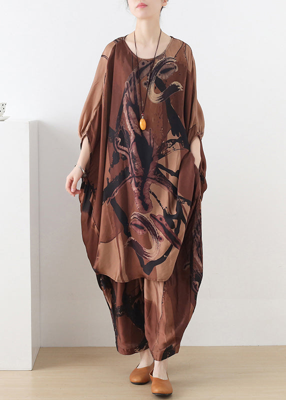 Effortlessly Elegant Garment with a Timeless Design