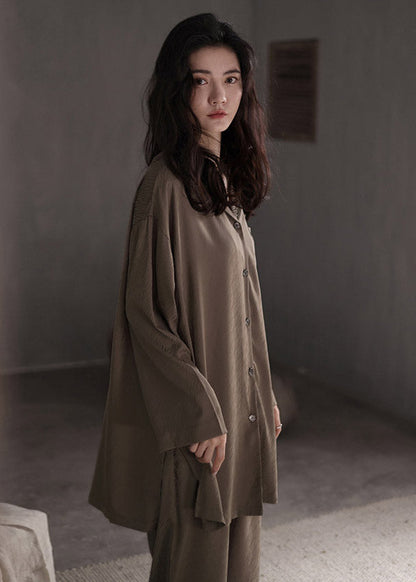 Effortlessly Elegant Garment with a Timeless Design