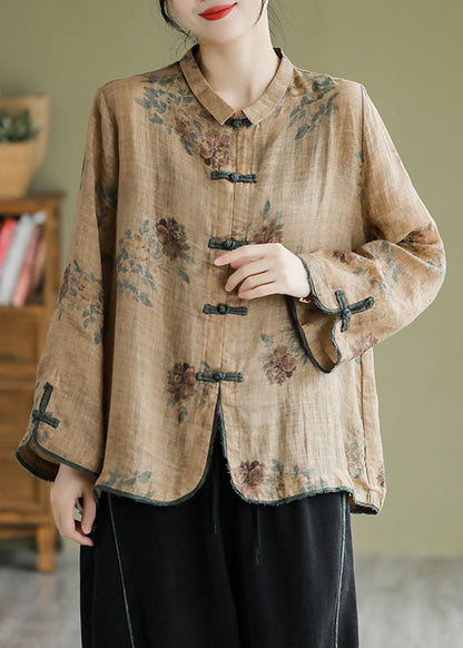 Classic Vintage Shirt with a Flattering Fit