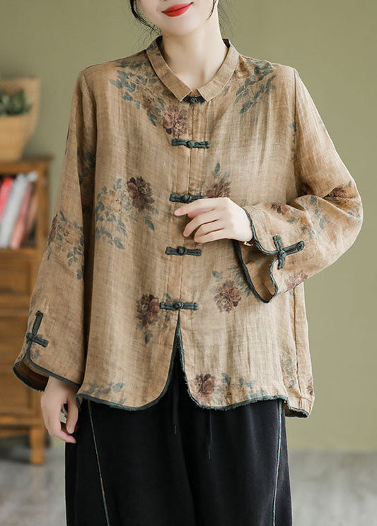 Classic Vintage Shirt with a Flattering Fit