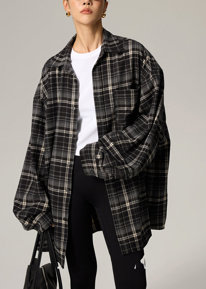 Classic Vintage Shirt with a Flattering Fit