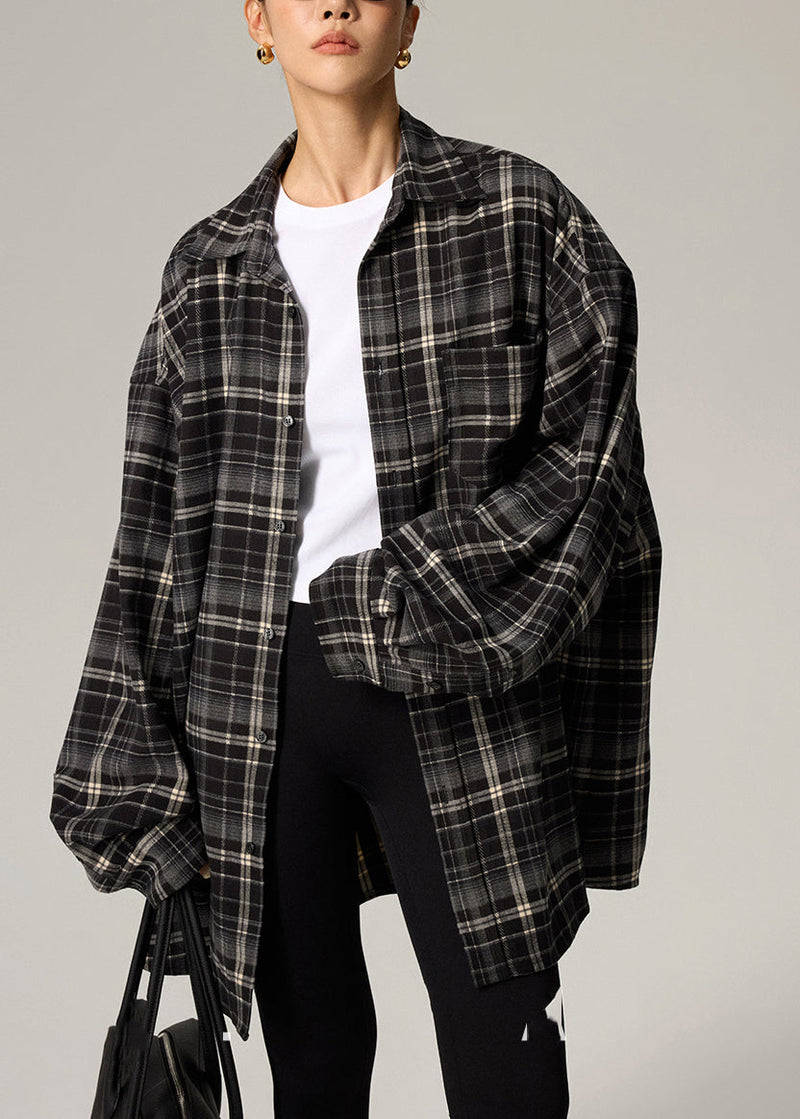 Classic Vintage Shirt with a Flattering Fit