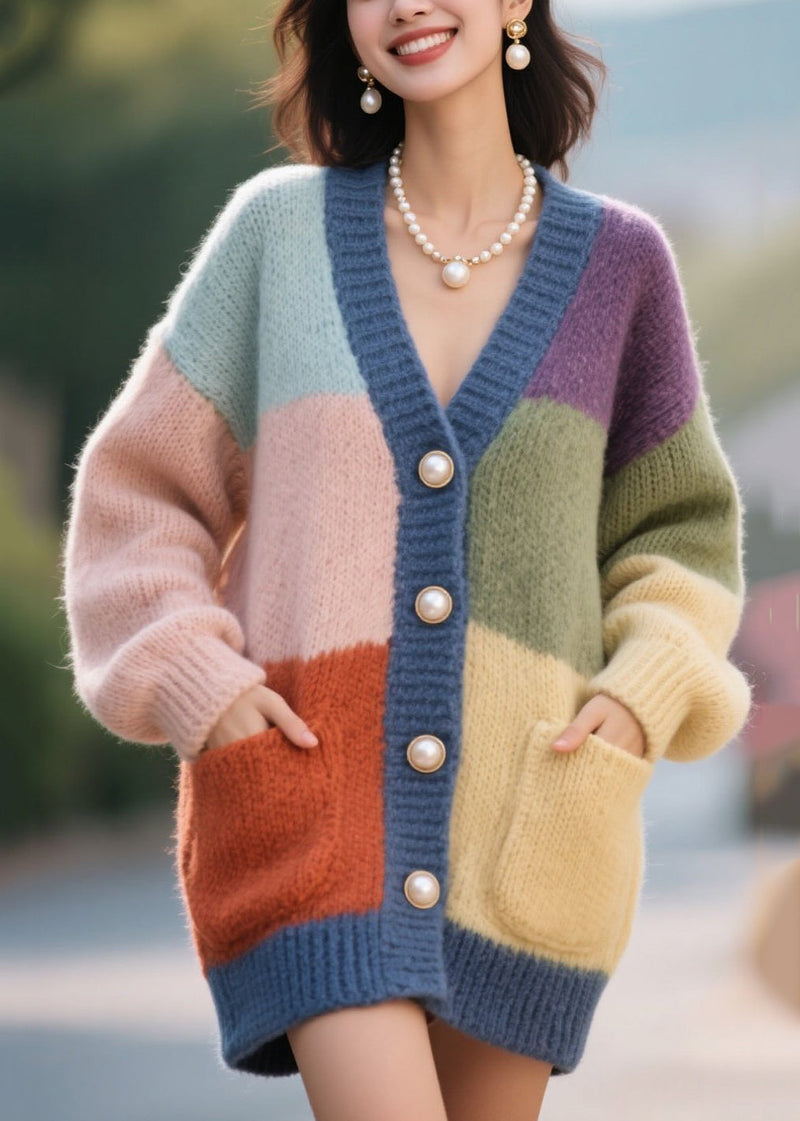 Classic Vintage Cardigan with a Flattering Fit