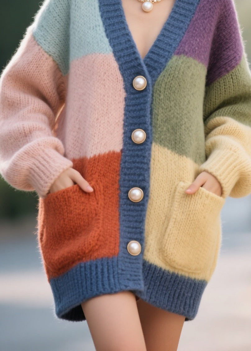 Classic Vintage Cardigan with a Flattering Fit