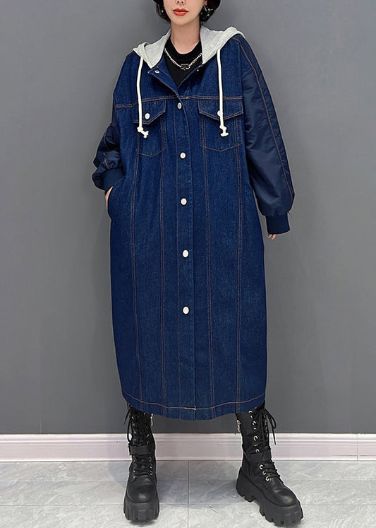 Well Tailored Coat with a Graceful Silhouette