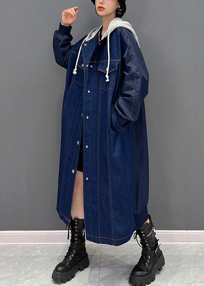 Well Tailored Coat with a Graceful Silhouette