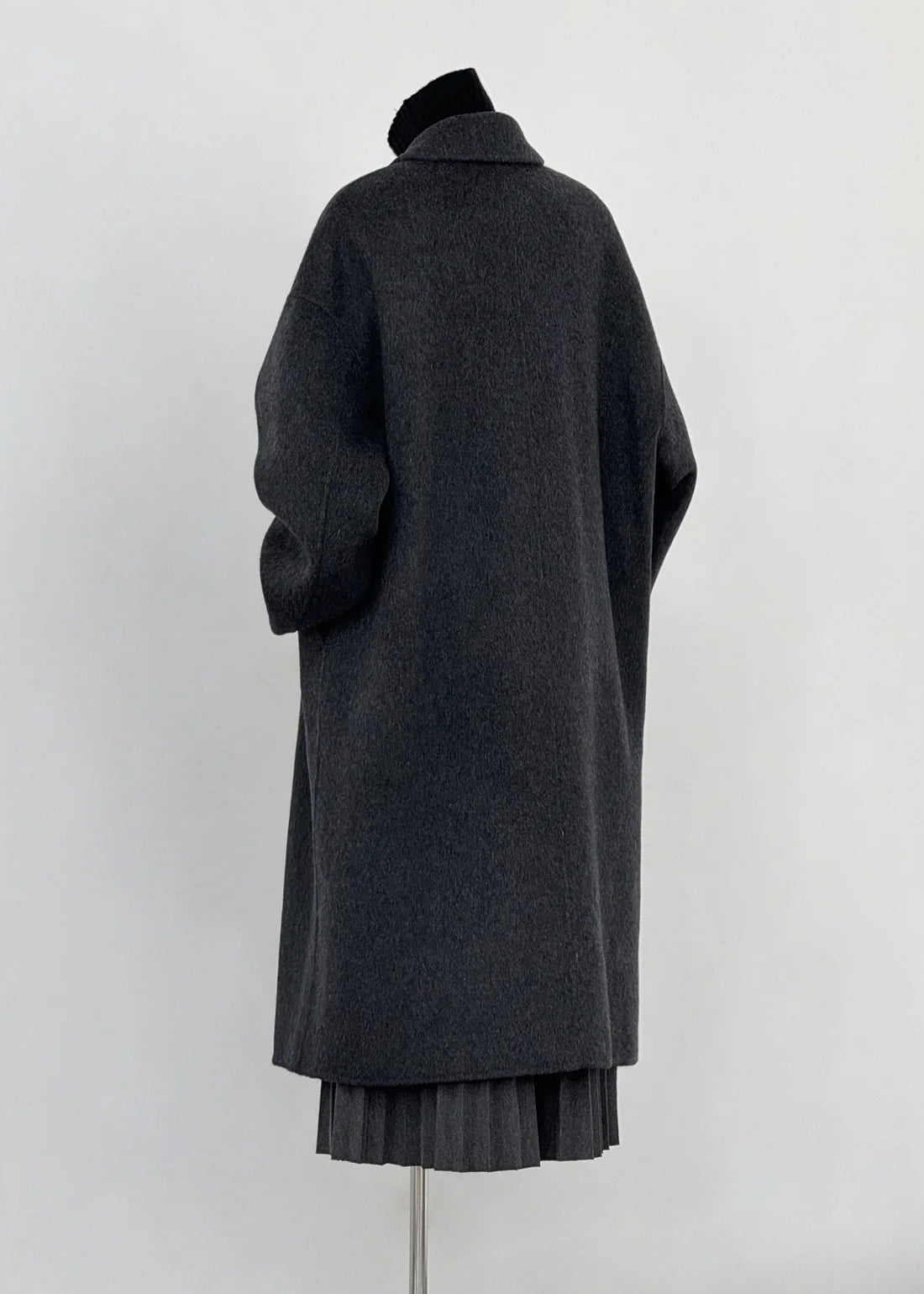 Gracefully Styled Coat for Any Occasion