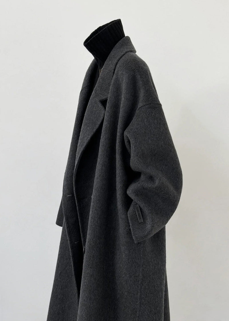 Gracefully Styled Coat for Any Occasion