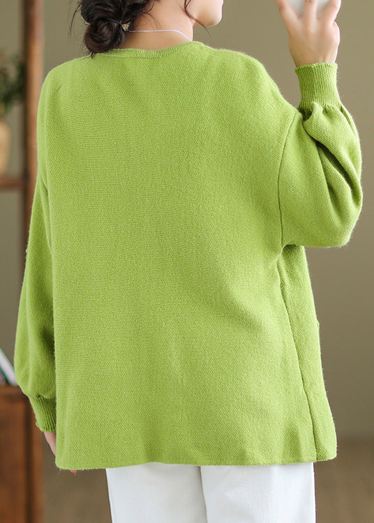 Gracefully Styled Coat for Any Occasion