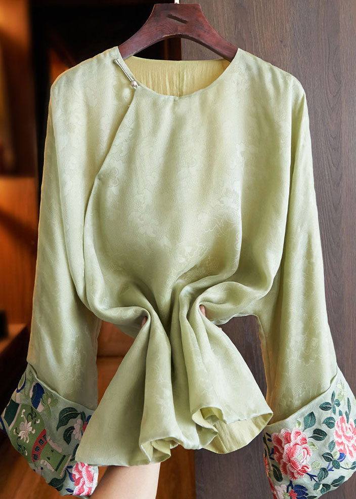 Gracefully Styled Shirt for Any Occasion