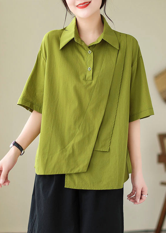 Classic Vintage Shirt with a Flattering Fit