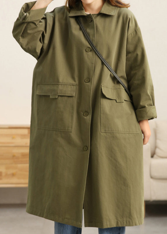 Well Tailored Coat with a Graceful Silhouette