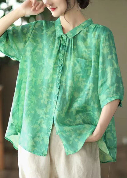 Beautifully Crafted Blouse in a Classic Style