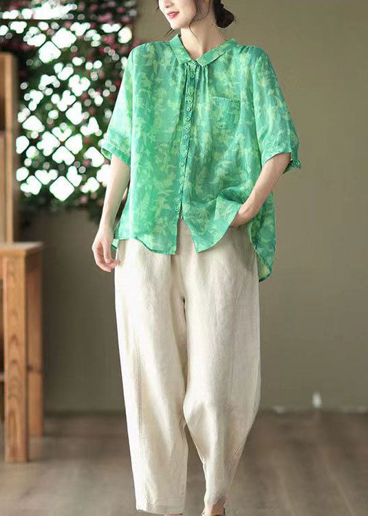 Beautifully Crafted Blouse in a Classic Style