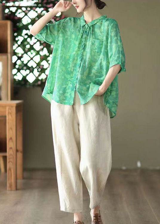 Beautifully Crafted Blouse in a Classic Style