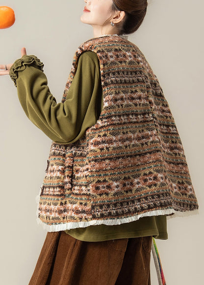Beautifully Finished Coat in a Timeless Design