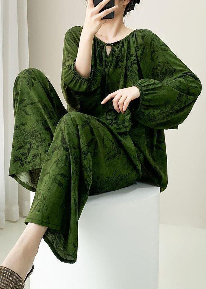 Classic Vintage Garment with a Flattering Fit