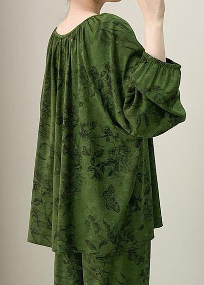 Classic Vintage Garment with a Flattering Fit