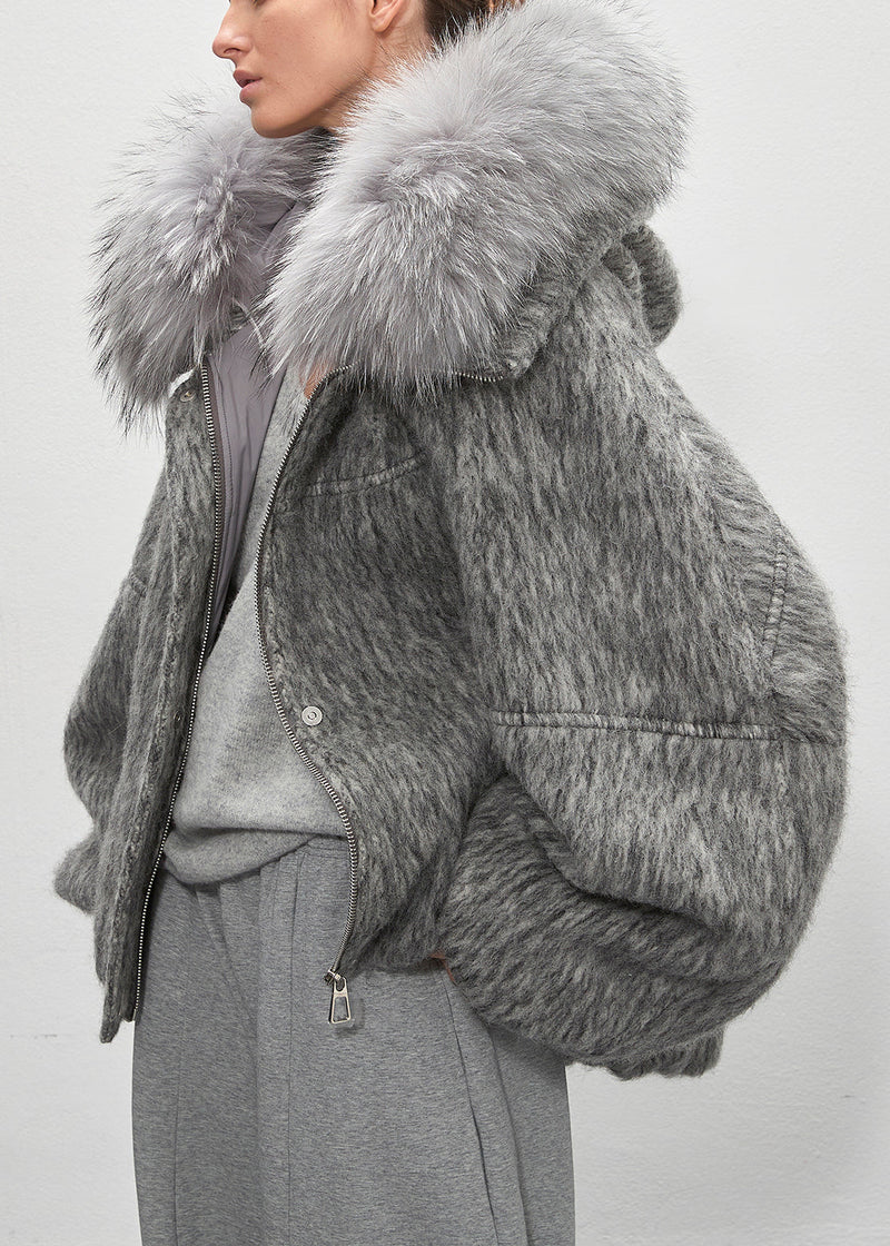 Gracefully Styled Coat for Any Occasion