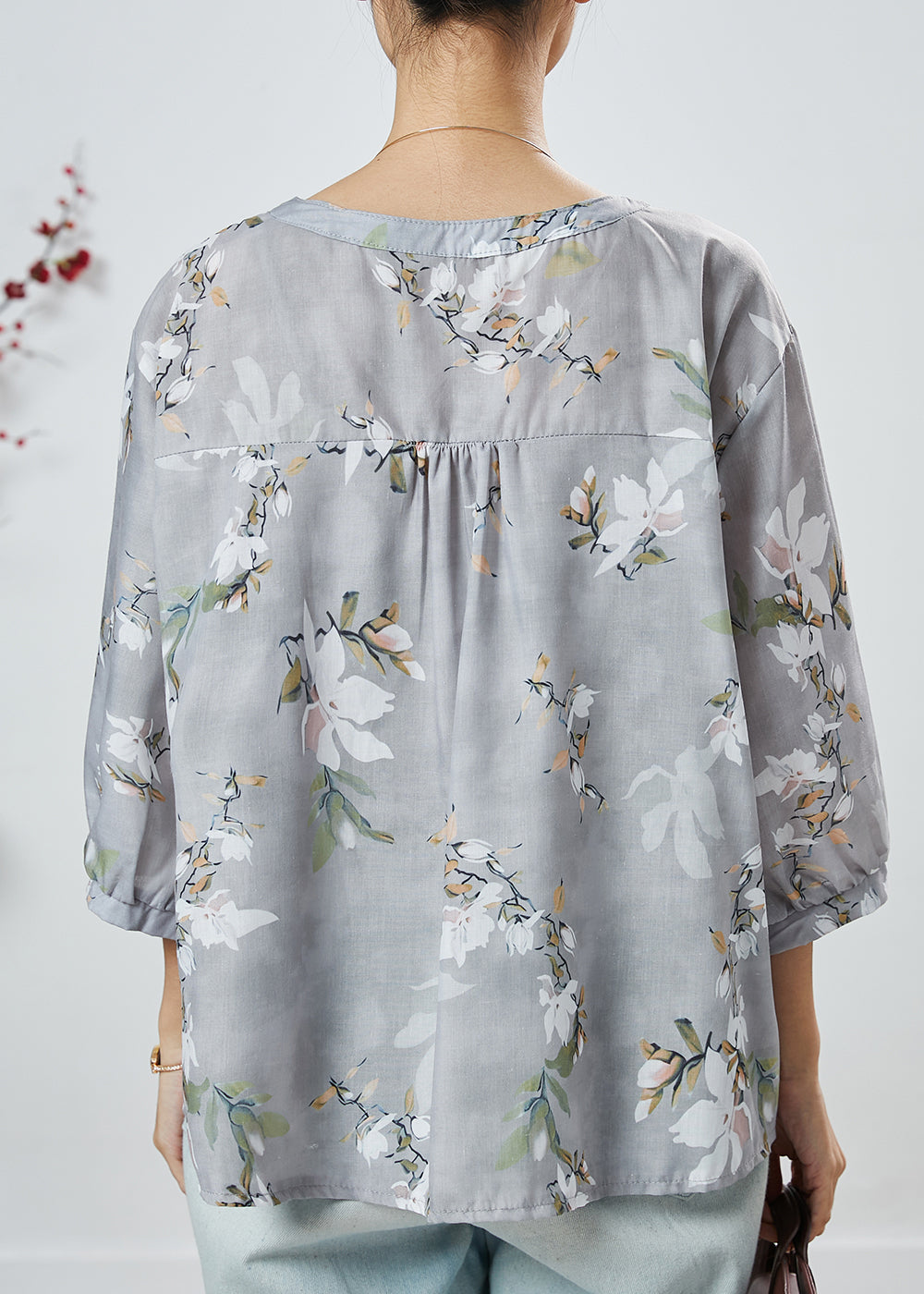 Beautifully Finished Blouse in a Timeless Design
