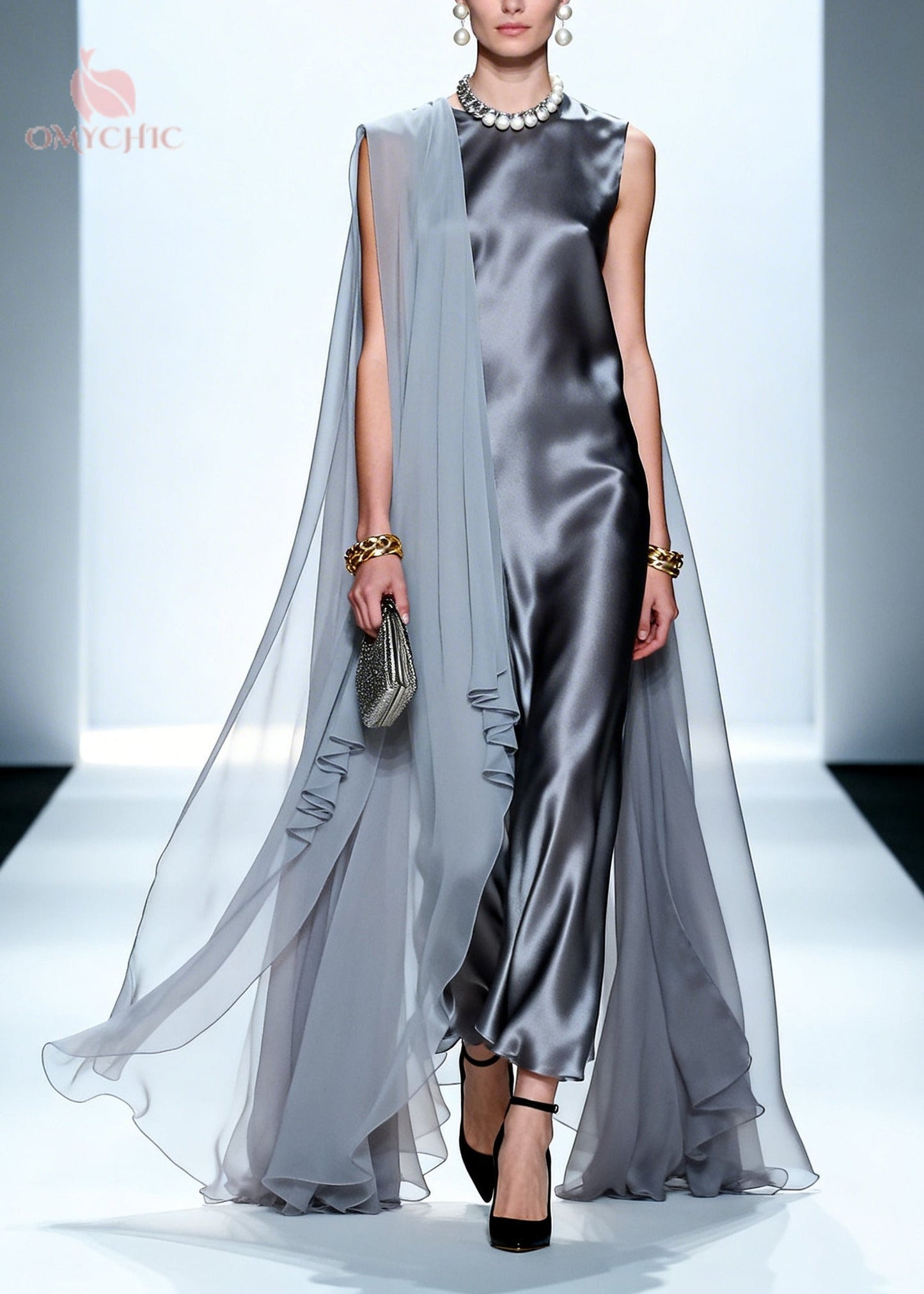 Beautifully Crafted Dress in a Classic Style