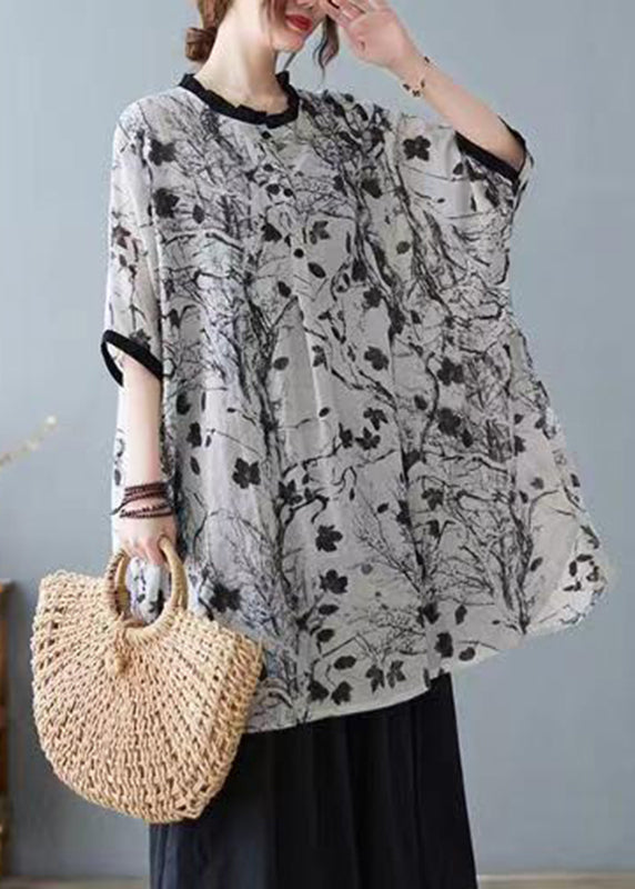 Classic Vintage Top with a Flattering Fit