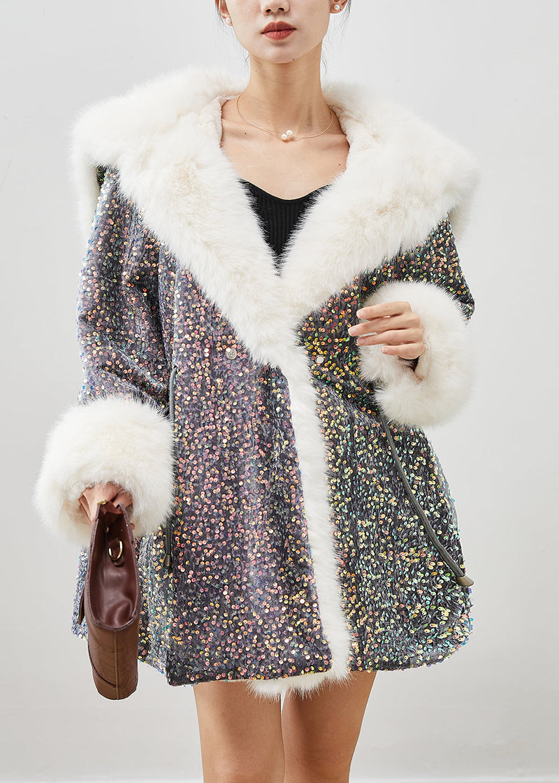 Classic Vintage Coat with a Flattering Fit