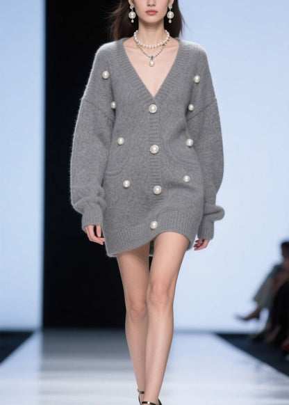 Classic Vintage Cardigan with a Flattering Fit