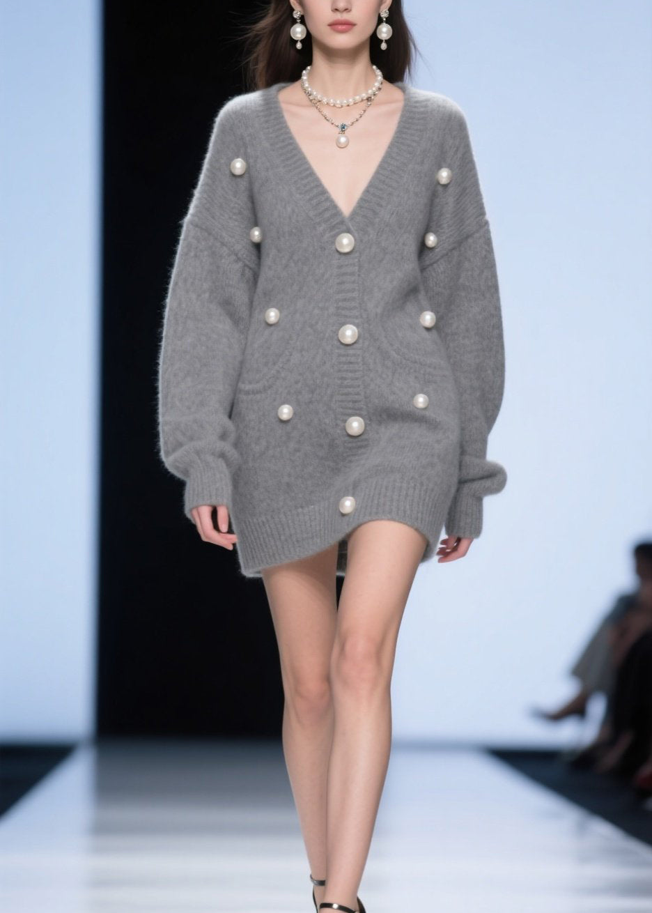 Classic Vintage Cardigan with a Flattering Fit