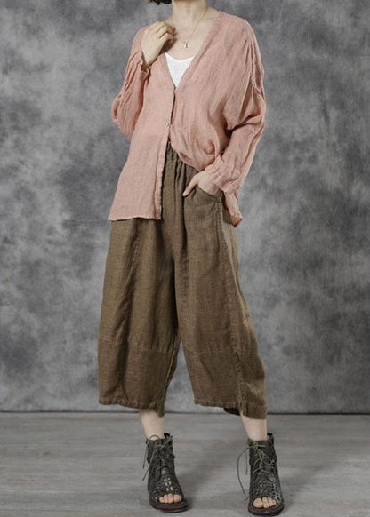 Effortlessly Elegant Pants with a Timeless Design