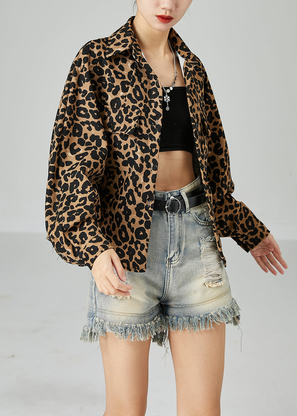 Effortlessly Elegant Coat with a Timeless Design