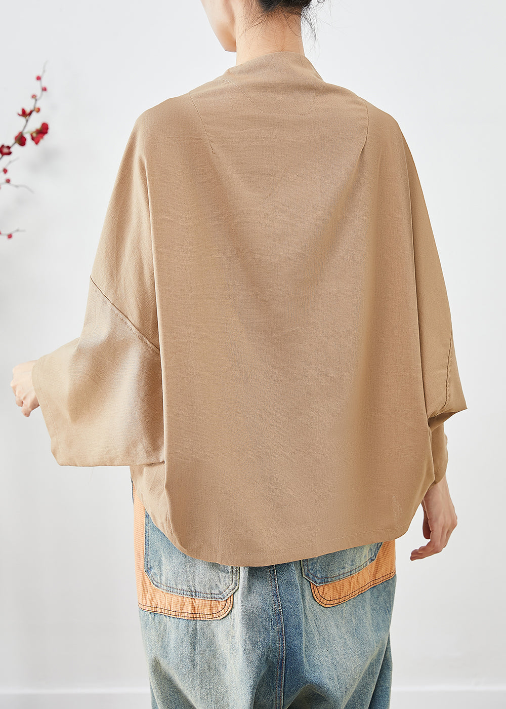 Elegantly Styled Jacket for Everyday Wear